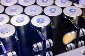 动力电池的2025中场战事