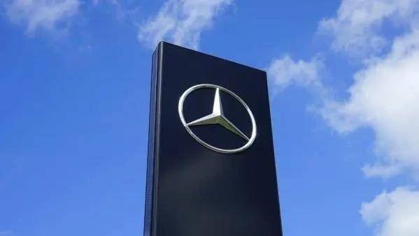奔驰大批量召回，2024年召回接近80万辆，未到两年召回超150万辆