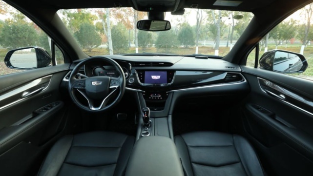 兼顾豪华+性能+智能的中大型SUV，40万内只有探险者能做到？
