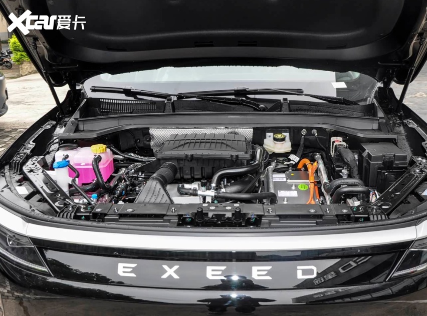 星途直接掀了桌子！狂砸32度大电池，续航达160km，这回谁顶得住？