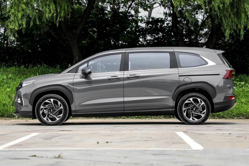16.98万起售7座MPV，北京现代库斯途购车手册