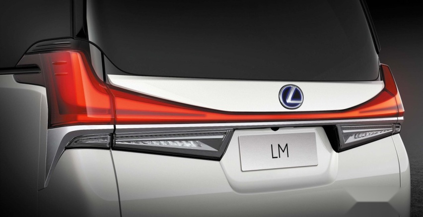 雷克萨斯LM将电瓶放在车尾后包角里面真的合适吗？