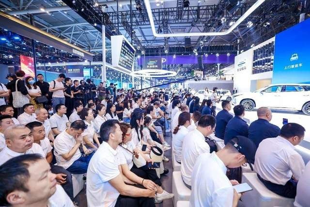 又有新动作！长安欧尚正式任命“欧客伙伴家”主理人