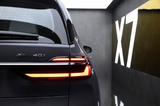更先进 更豪华 BMW i7、BMW X7亮相成都