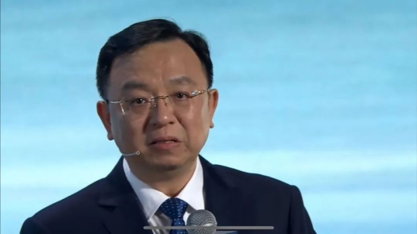 哽咽的王传福与走不到一起的中国汽车
