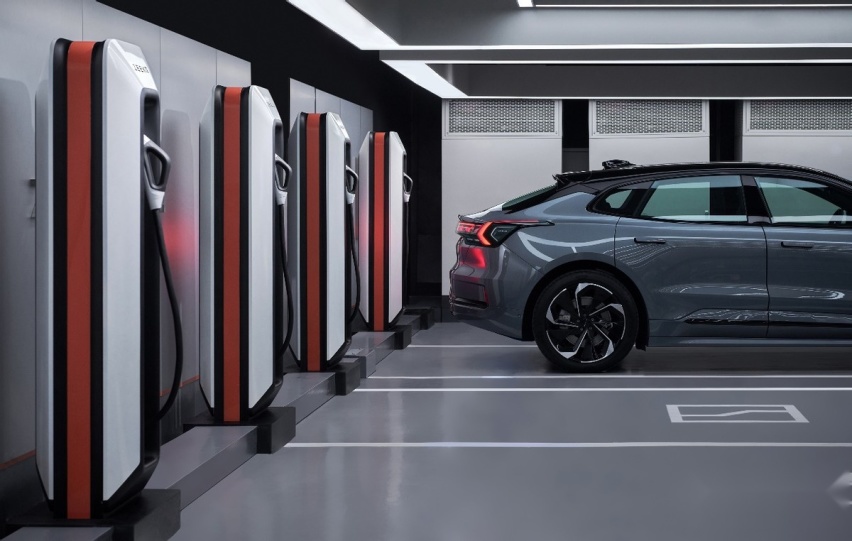 极氪成功完成年度交付目标，并携双车强势登陆2023 CES