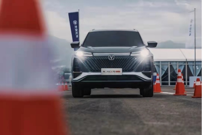 长安汽车2021年财报出炉，除了千亿营收，还有哪些看点？