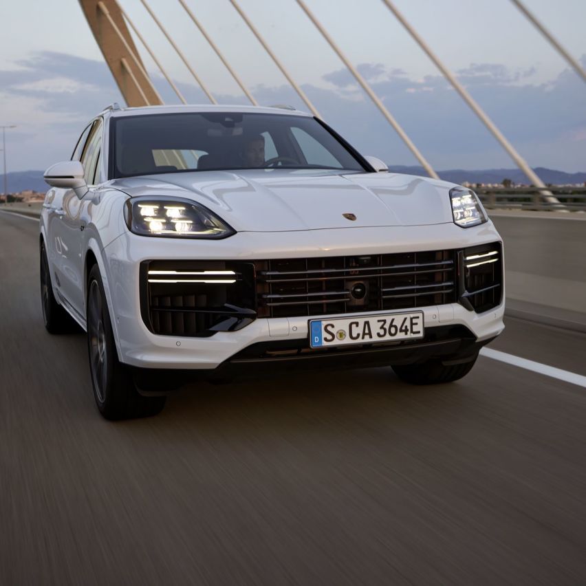 2024款保时捷卡宴Turbo E-Hybrid成为焦点