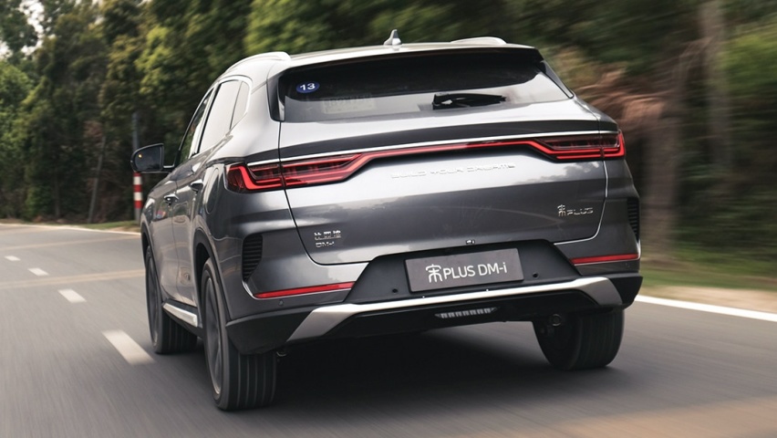 4.4L油耗！加速感不输2.0T？这辆国产新SUV确实不错！