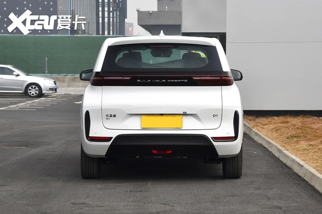 比亚迪D1标准版车型，价格上调后，再多花7万，选择Model 3值吗？