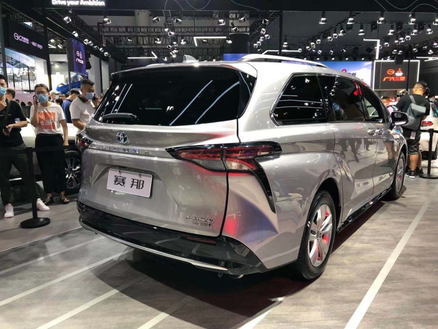 疑似售27.68-36.98万元 顶配加7.5万才能预定？赛那真有这么火？