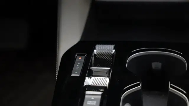 开凡尔赛C5 X，走在郑州街头是一种什么体验？