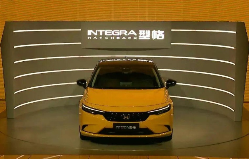 手动可选更懂年轻人，型格HATCHBACK上市，13.99万元起