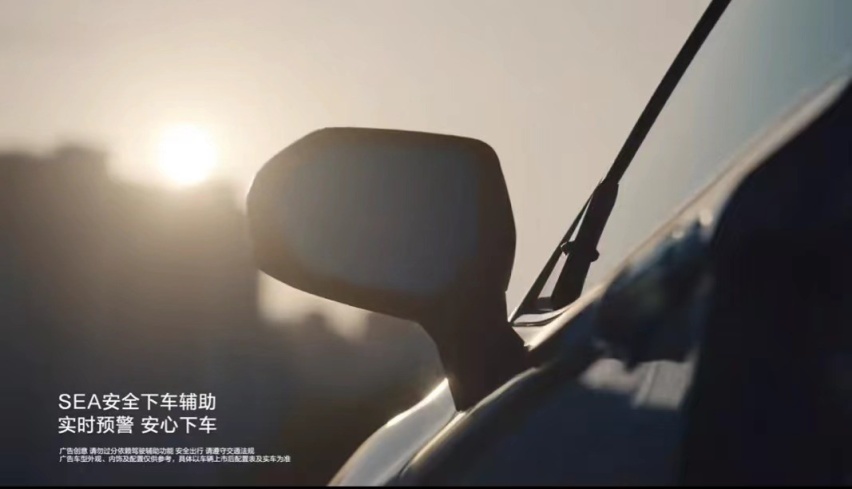 增配降价 17.18万起的第九代凯美瑞要当合资智能天花板？
