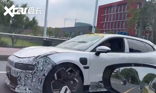 激光雷达+1000km续航，极氪新001街拍曝光！
