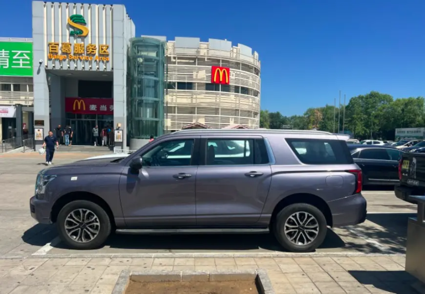 全新哈弗H5实拍谍照，定位大型SUV，还是非承载式车身