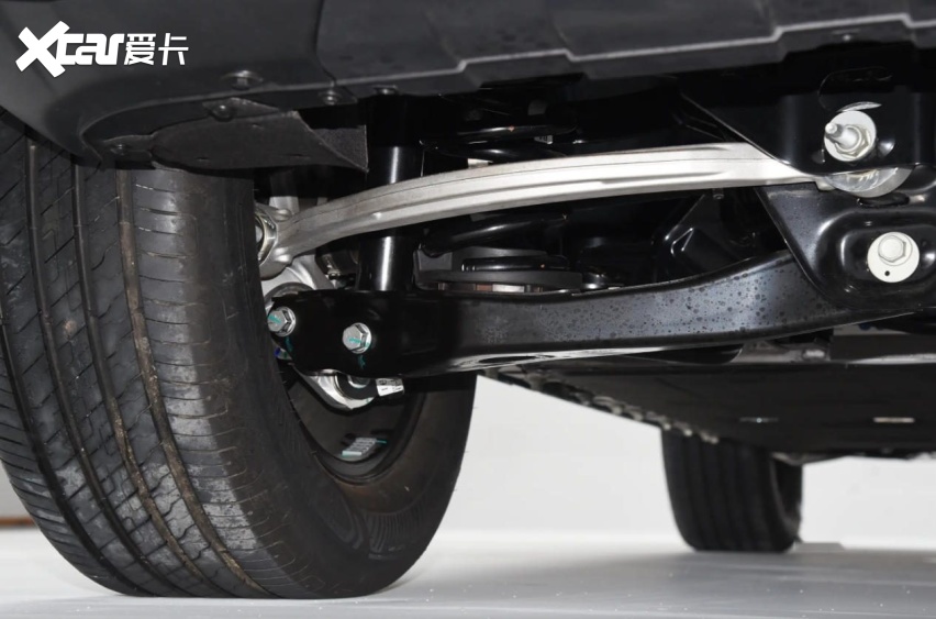 福特烈马智趣版怎么样？1.5T增程，22万的烈马能越野吗？