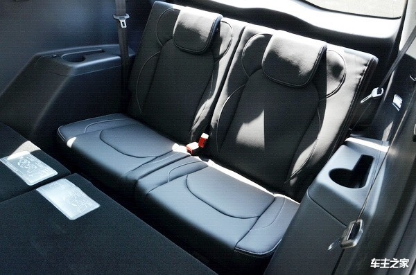 宝骏530七座试驾 实用做到极致的紧凑型七座SUV