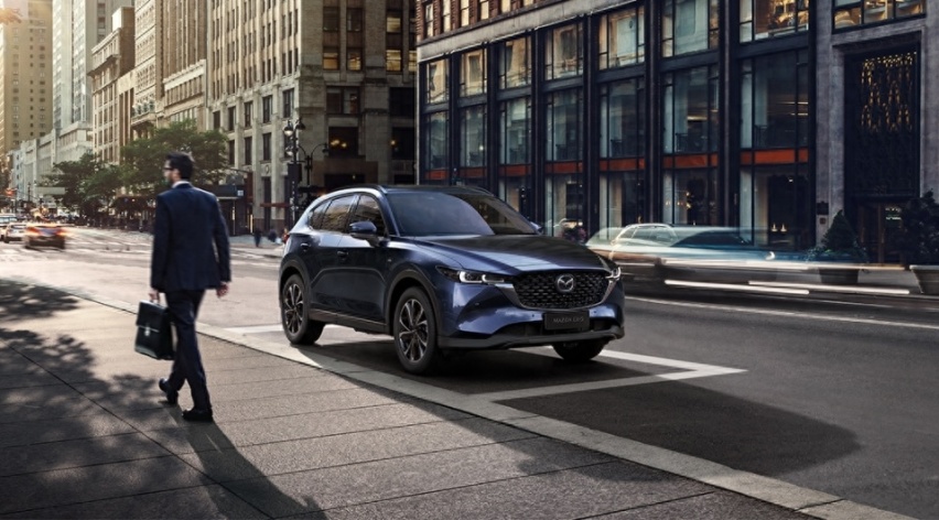 降价2万块，新款马自达CX-5上市，底盘比CX-50讨喜