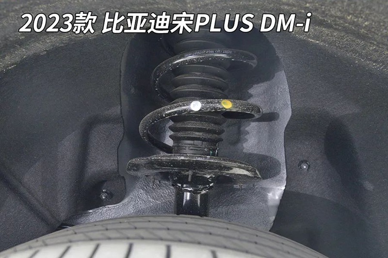 拆完车才知道！吉利银河L7和比亚迪宋PLUS差距有多明显