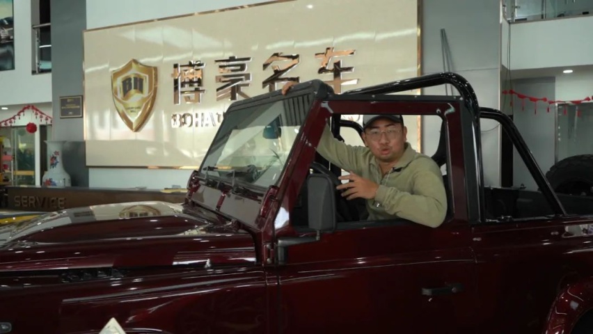 开敞篷8缸3系逛二手车市场，40万竟然打包带走4辆