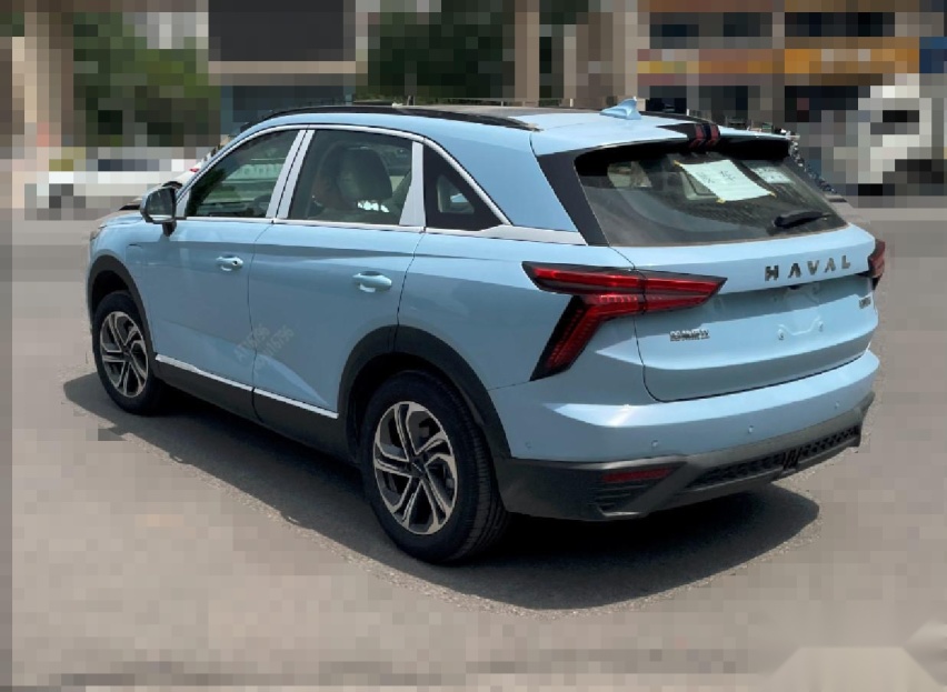 哈弗首款纯电SUV！枭龙EV现身街头，车长4米6续航600km，还看元
