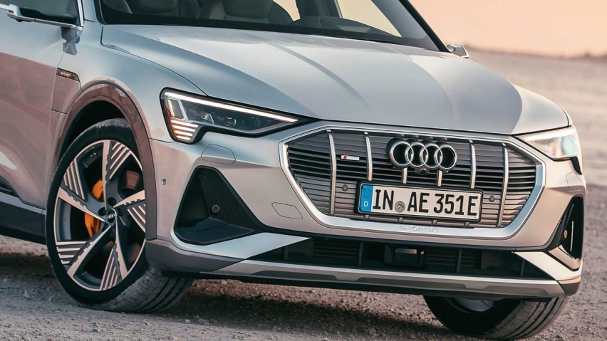 奥迪 e-tron Sportback搭载黑科技亮相洛杉矶车