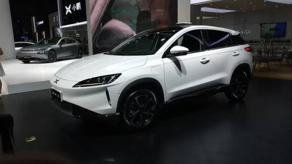 搭载XmartOS2.0 小鹏汽车G3 i系列亮相成都车展