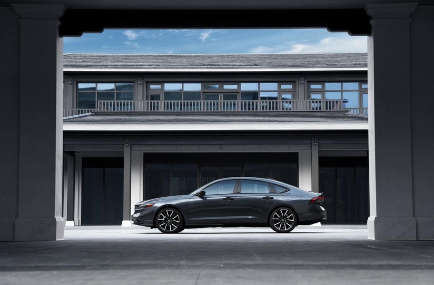 品质惊艳，试驾全新雅阁e：PHEV