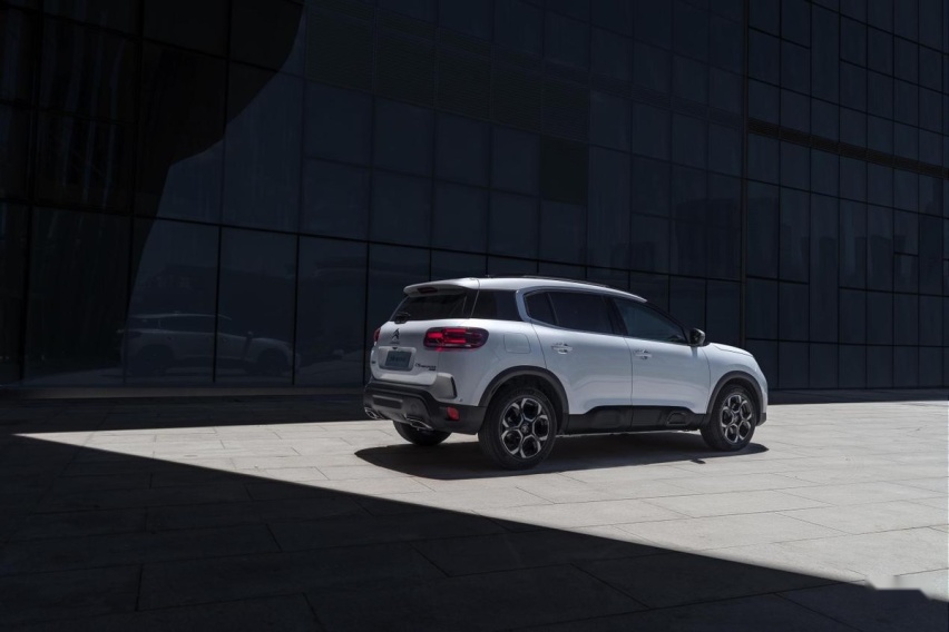 紧凑型SUV很难选？横评RAV4荣放、CX-5、天逸BEYOND，优胜