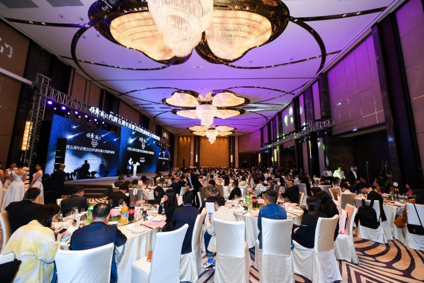 领舞·我们 丨 2020汽湃传媒大奖最终揭晓