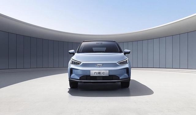 快讯｜NEDC续航550km 几何C上市 售价12.98万起