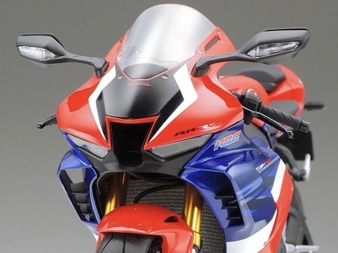 本田CBR1000RR-R，田宫1：12比例模型今年7月发售