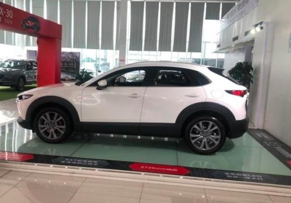 马自达CX-30到店实拍，5月28日上市，预售12.99万起