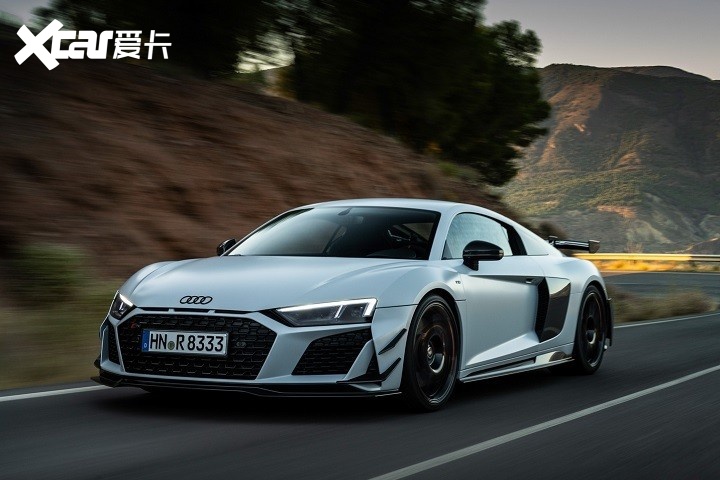 真的是最后一版了,停产版奥迪r8登场