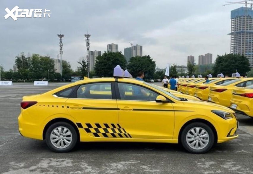 20秒极速换电   逸动EV460换电版亮相