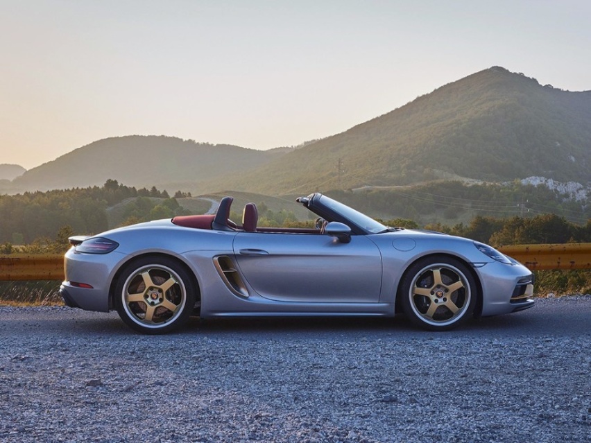 预计3月正式上市，保时捷发布Boxster25周年纪念版