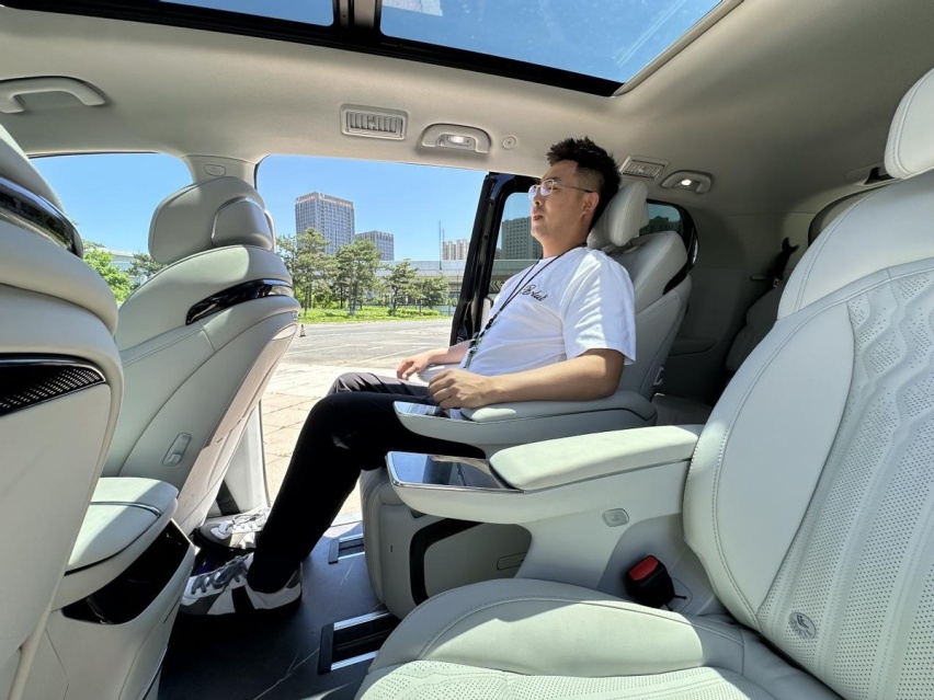 探店|星海V9 20万级全能型插混MPV