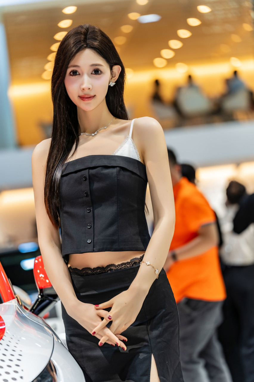 2024广州车展小姐姐大合集！是真男人就坚持到最后一张！