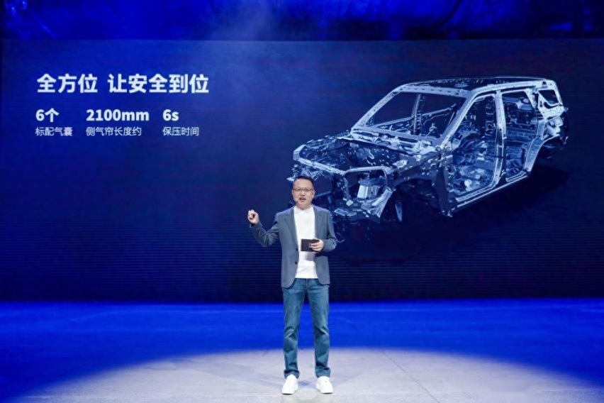 都市机能越野SUV坦克400 Hi4-T正式上市 售价27.98万起