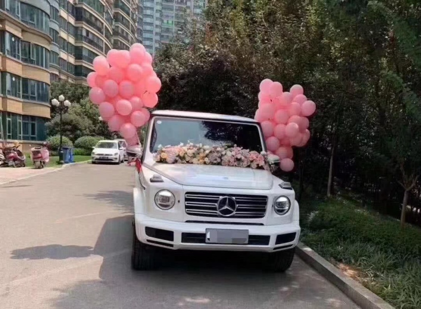 杜海涛七夕送豪车 杜海涛家世背景揭秘到底多有钱-爱卡汽车爱咖号