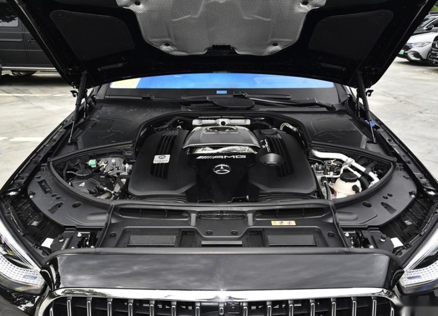 全新梅赛德斯AMG S 63，极致性能与奢华的完美融合