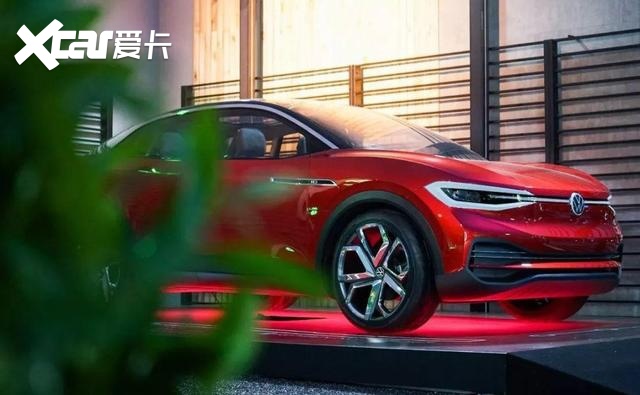 换logo，ALL IN电动车ID.家族亮相，大众汽车转换赛道