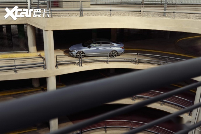 超强气场，万众瞩目——北京现代全新伊兰特成都车展今天上市