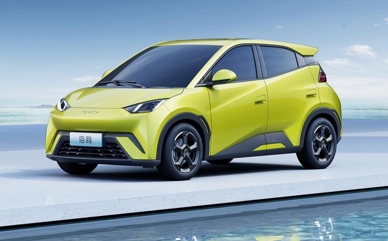 大五座纯电新车，搭载100kW电机，宝骏云朵杠上了比亚迪海豚
