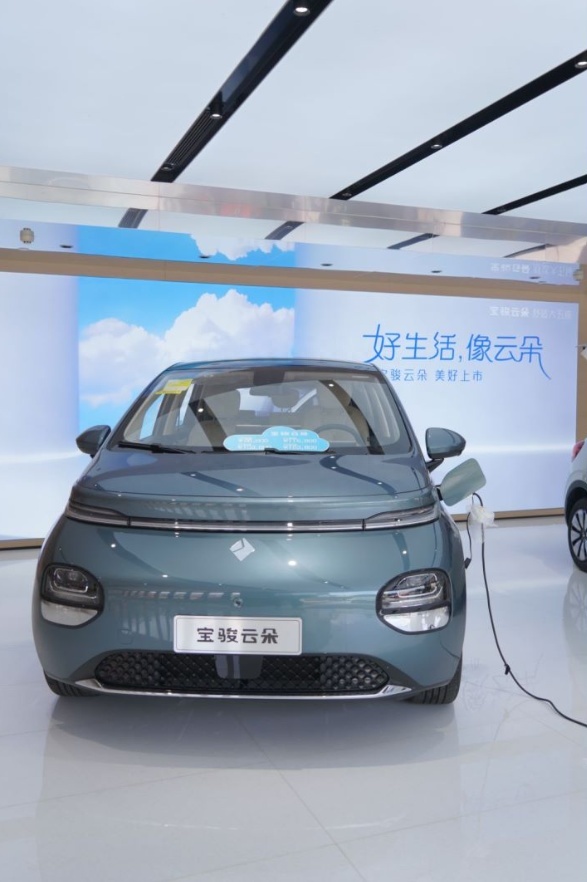 10万左右的电动车，宝骏云朵到底怎么样？9月将OTA，分享试驾感受