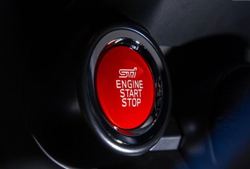 2024款斯巴鲁BRZ tS，高性能部门STi打造，Brembo金色卡