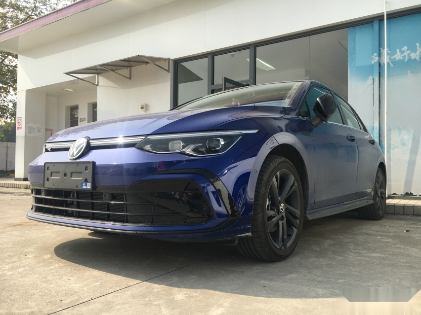 高尔夫4车主再提高尔夫8 R-Line，18万落地不后悔