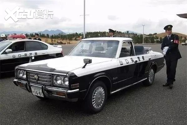 在日本 警察都开什么警车 爱卡汽车爱咖号