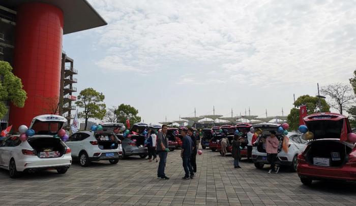 MG Live创办70年，来上海F1赛道，中国车主大呼过瘾